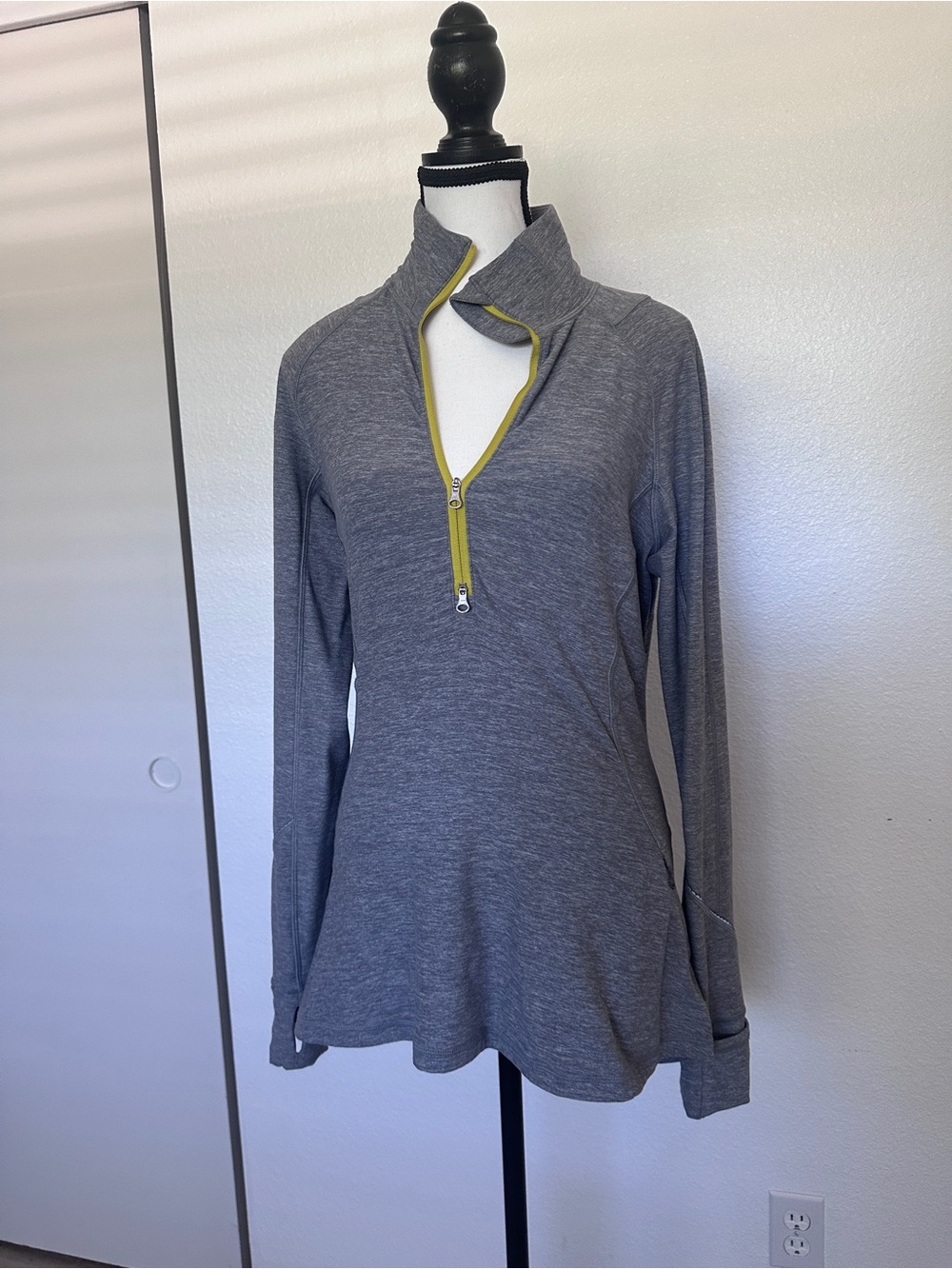 lululemon athletica Grey Long-Sleeve Quarter-Zip Top with Yellow Trim